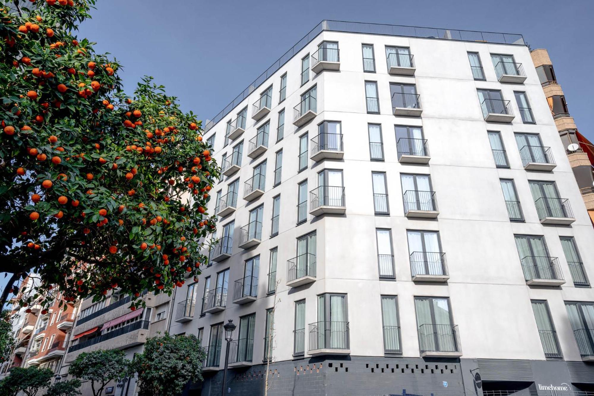 Limehome Valencia Carrer De Sant Jacint Exteriör bild
