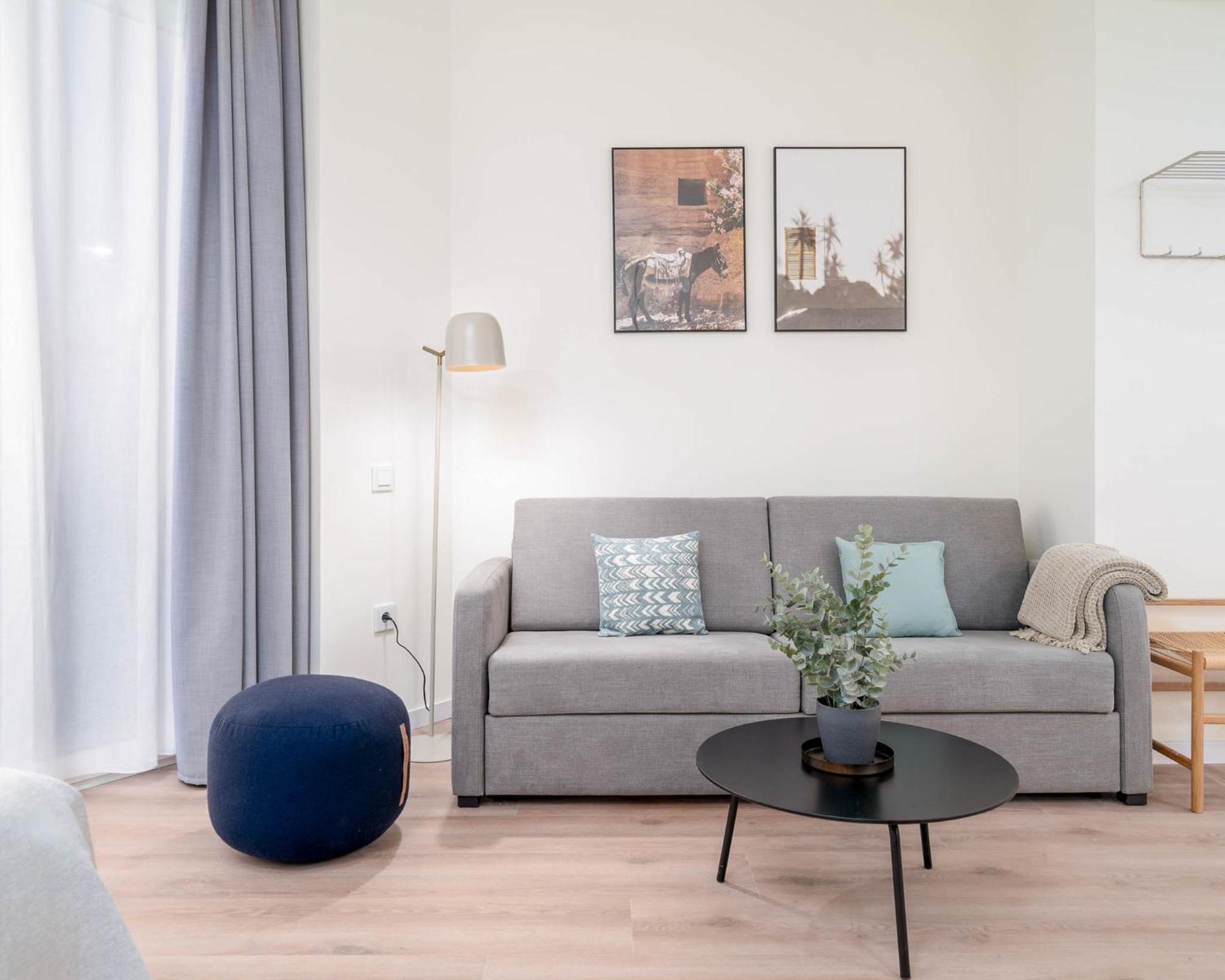 Limehome Valencia Carrer De Sant Jacint Exteriör bild