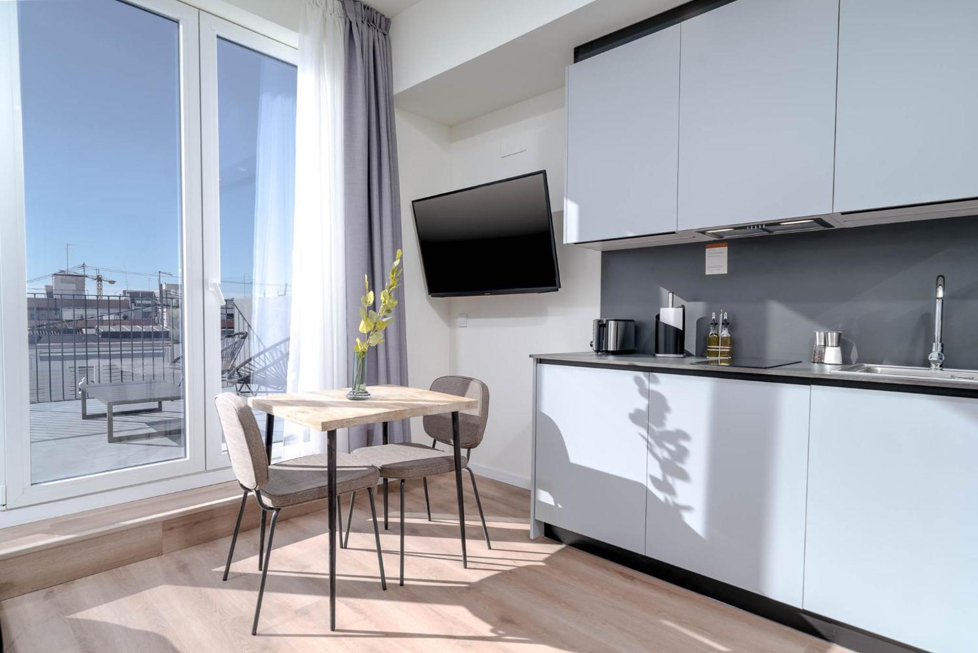 Limehome Valencia Carrer De Sant Jacint Exteriör bild